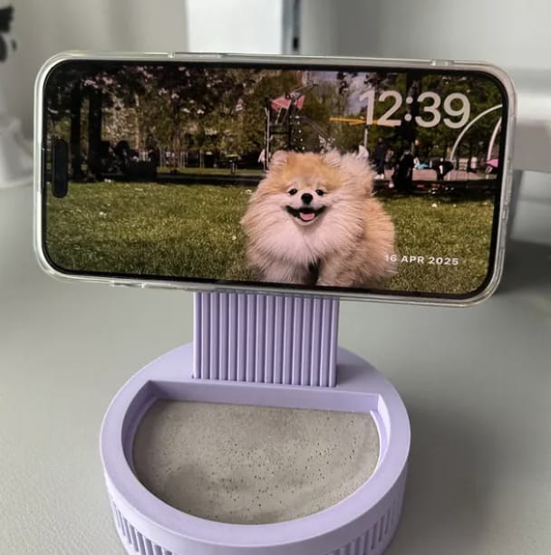 Customer photo review of Pebble Pod MagSafe Charger Stand - In Stock