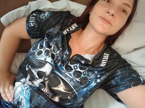 Customer photo review of Maxcorners Darts Shirt Skull Couple Crown Gothic Dartboard Design Multicolor Options Personalized Name, Team Name 3D Shirt (4 Colors)