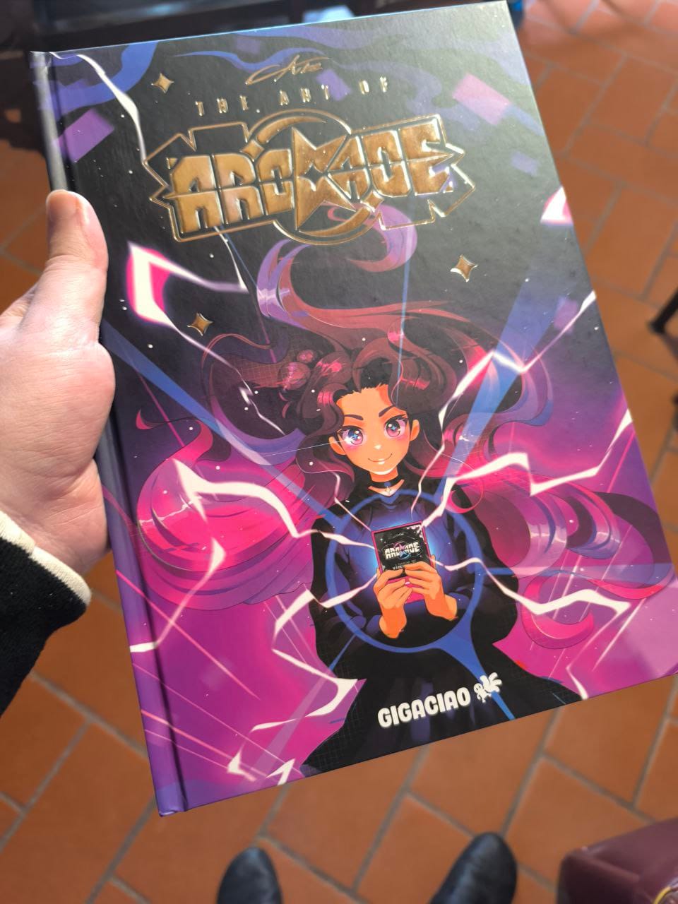 Customer photo review of PREORDINE The Art of ArCKade - l'Artbook di Ckibe Variant Edition