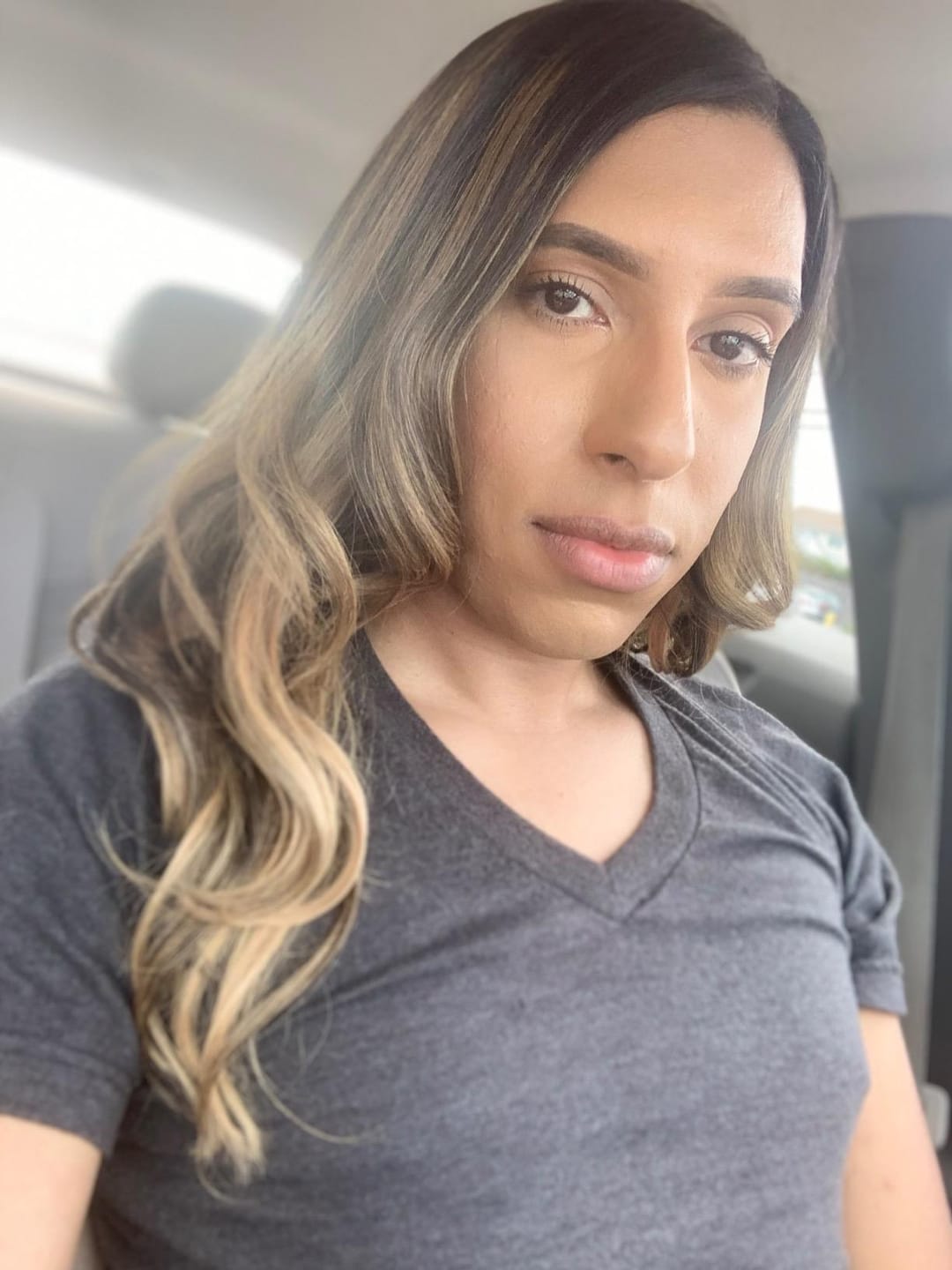Customer photo review of [Pre Order] 6x6 Inches Virgin Human Hair Toppers Fishnet Base Balayage Blonde #2/6/18