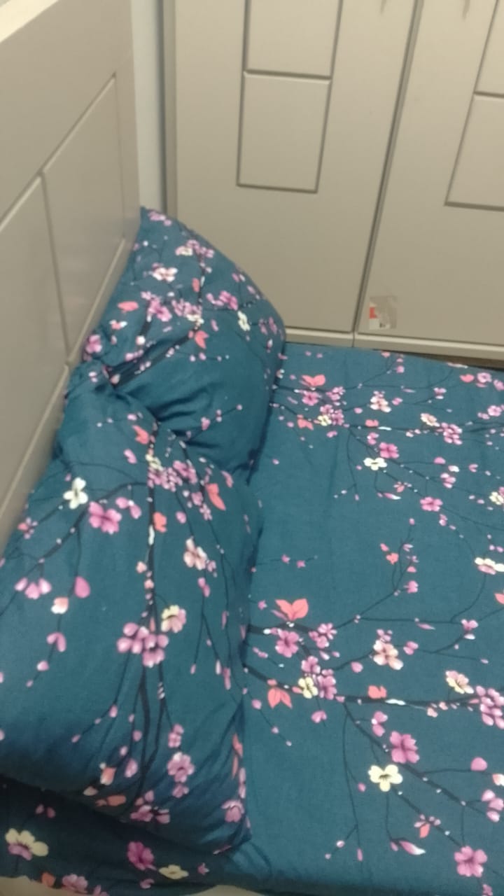 Customer photo review of sebedo Comforter Set- 7 Pcs