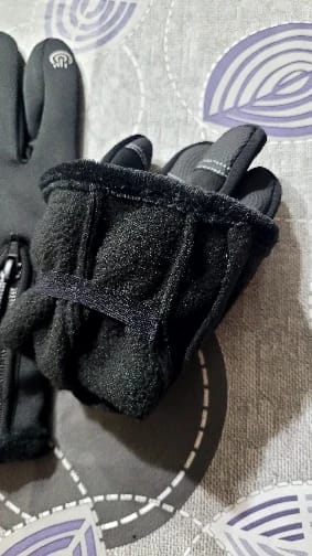 Customer photo review of Naturwide Winter Gloves – Waterproof, Windproof & Touchscreen-Compatible
