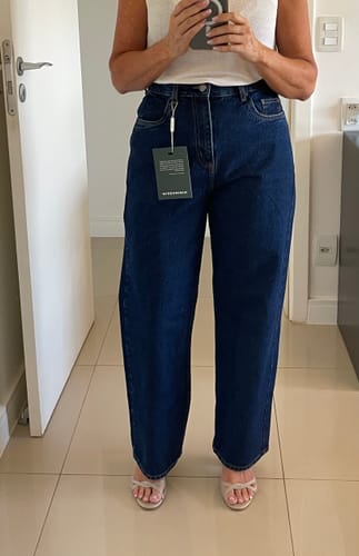 Simone D. review of Calça Jeans Reta Araçá Azul Escuro image 1 out of 1