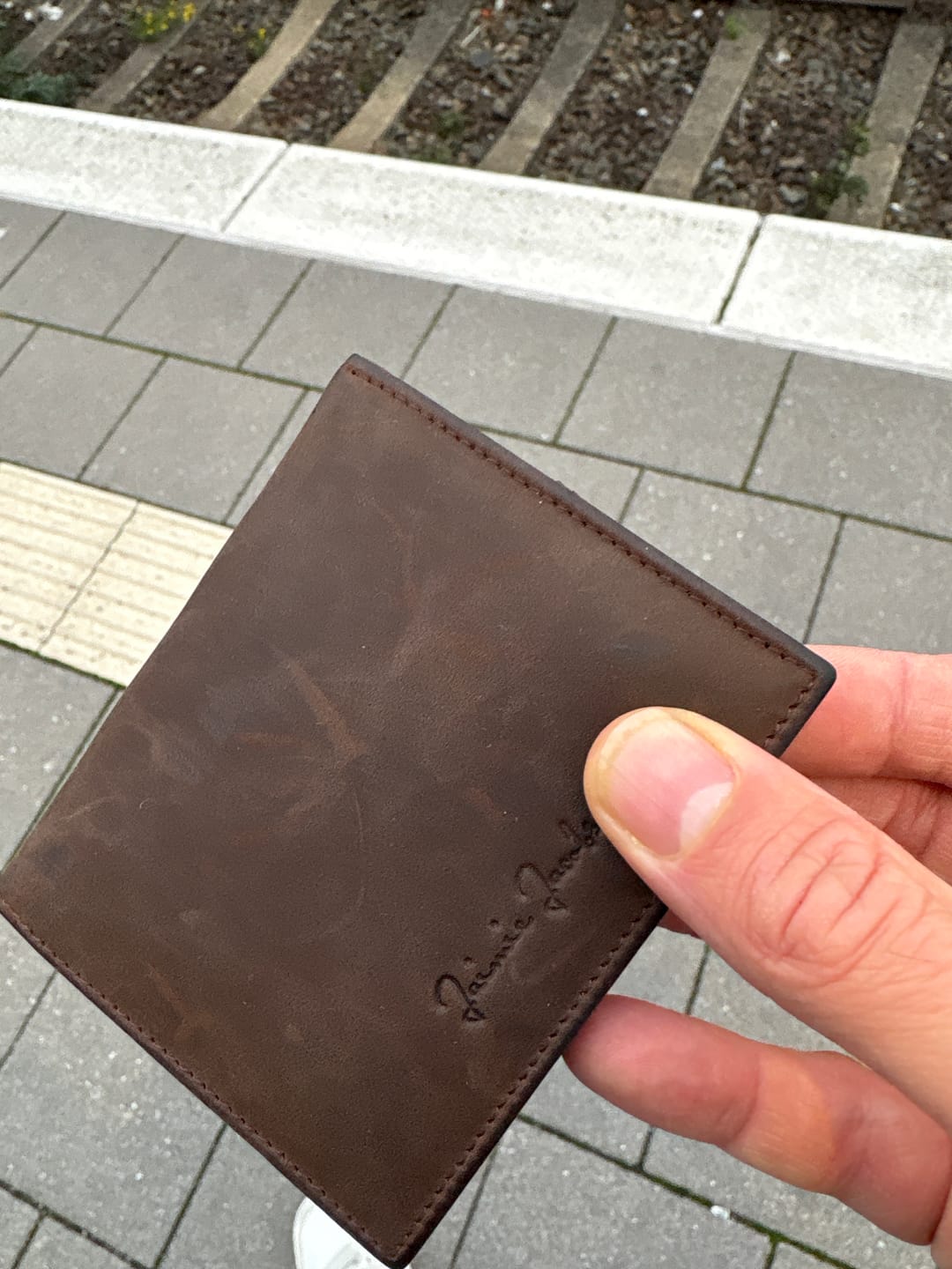 Customer photo review of Flap Boy - Magic Wallet with Coin Pocket