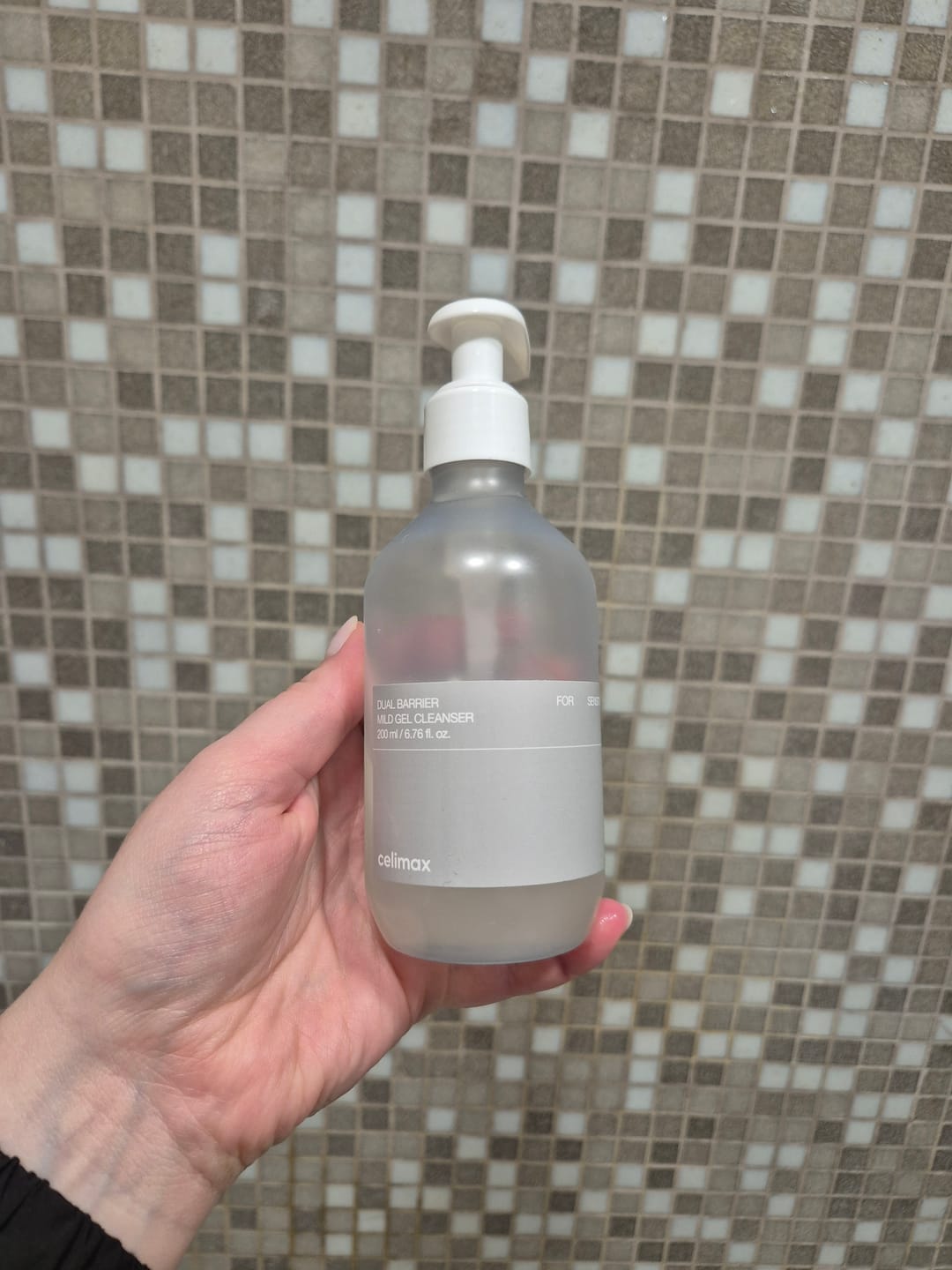 Customer photo review of Maigas gelveida putiņas sejas mazgāšanai ar keramīdu kompleksu Celimax Dual Barrier Mild Gel Cleanser