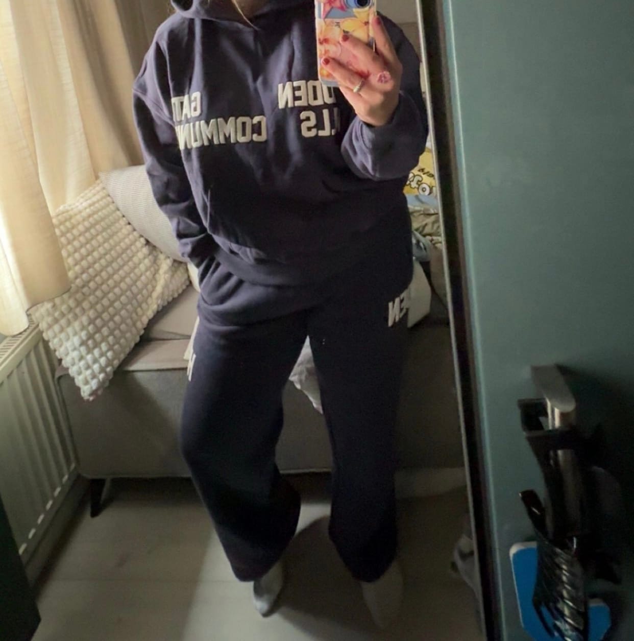 Customer photo review of GATED COMMUNITY STRAIGHT LEG SWEATPANTS FUTURE DUSK