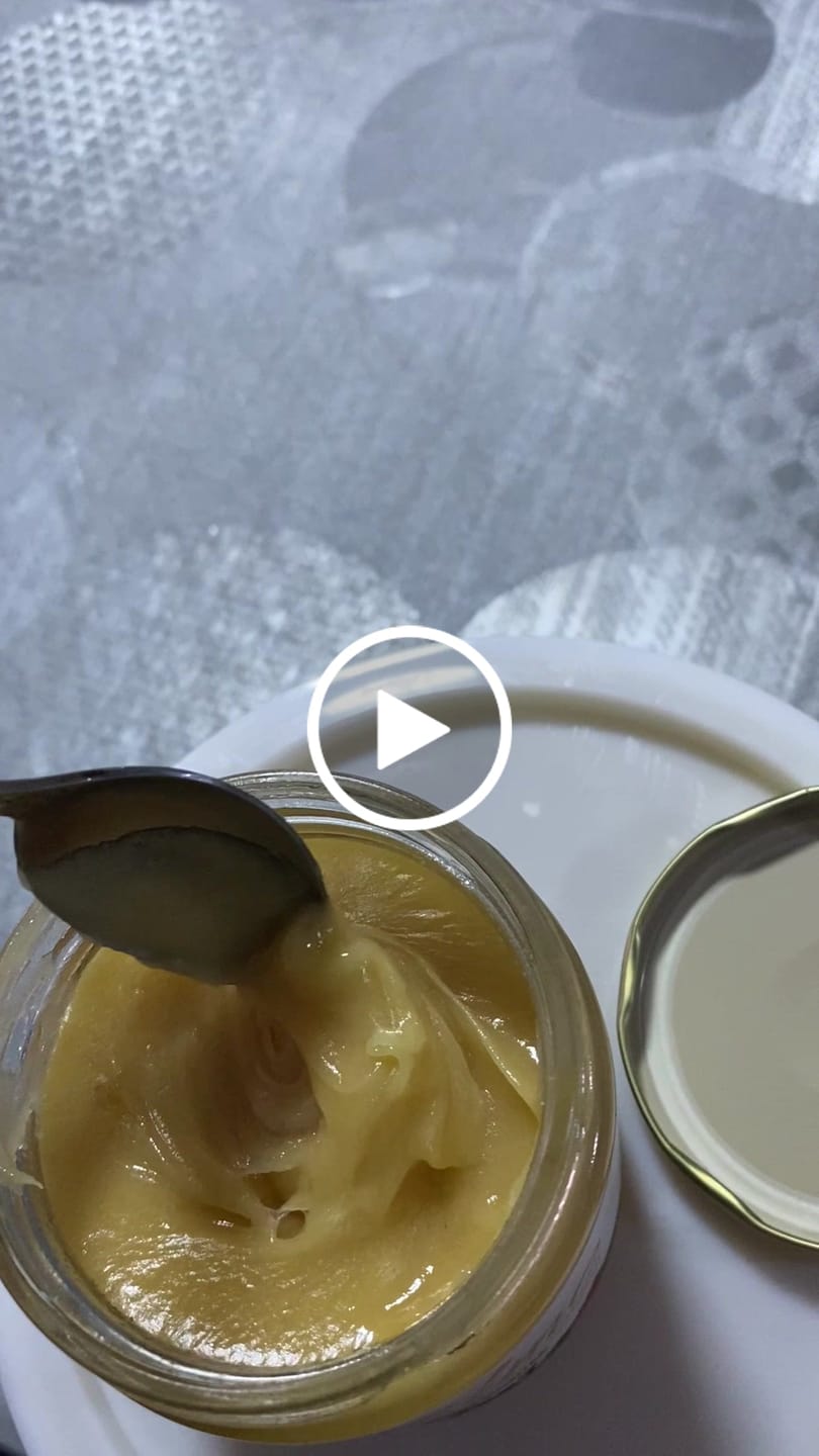 Customer video review of Miel de Ulmo 515 grs