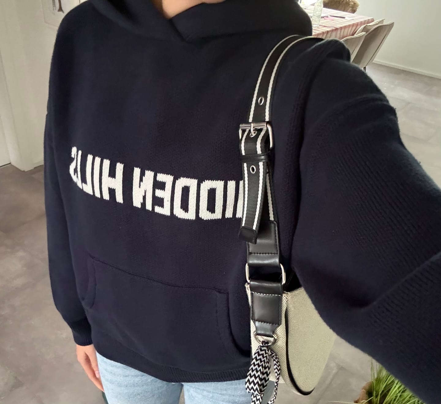 Kundenbewertung mit Foto von KNIT HOODIE NAVY
