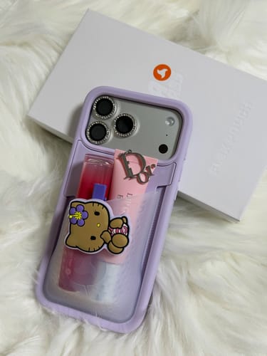 Customer photo review of iPhone 17