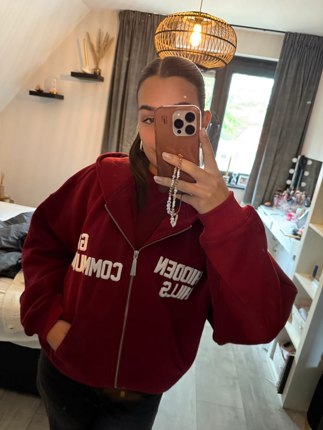 Customer photo review of GATED COMMUNITY ZIP HOODIE BURGUNDY