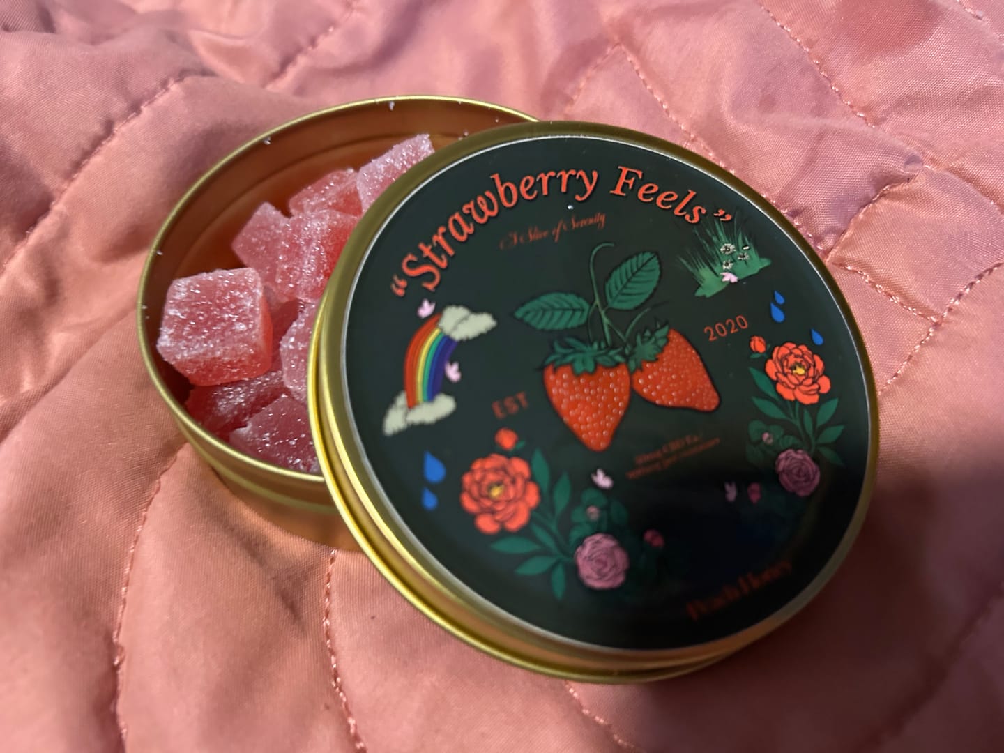Customer photo review of "Strawberry Feels" CBD Gummies
