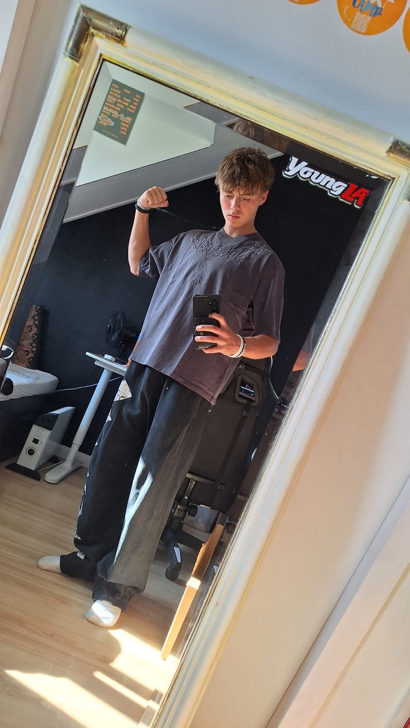 Customer photo review of 4106 - Dark Wave Tees