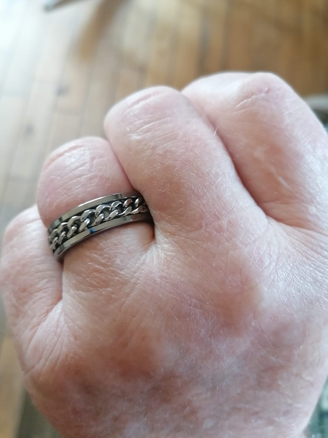 Customer photo review of Original Rotating Chain 8mm Wonder Ring