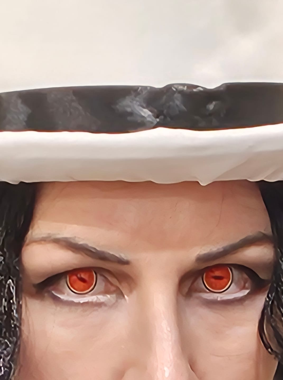 Customer photo review of Cosplay Demon Slayer Kibutsuji Muzan Red Colored Contact Lenses