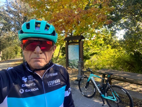 Customer photo review of 2021 Bianchi Fleece Retro Cycling Bib Pants
