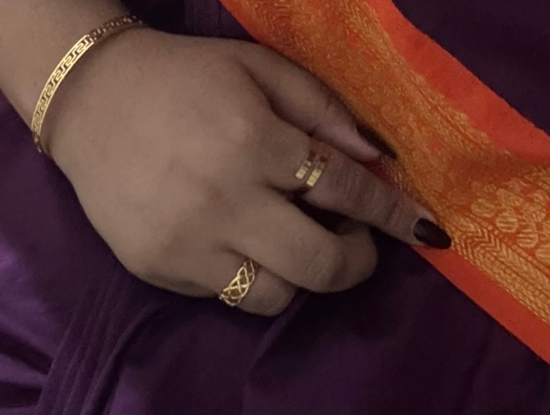 Customer photo review of Interlocking Gold Ring