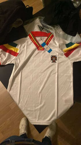 Customer photo review of Portugal 1992 Season Away White Retro Jersey Trikot Soccer Shirt