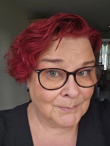 Customer photo review of Instant Dye Shampoo