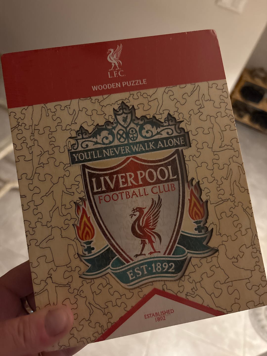 Customer photo review of Liverpool FC® Logo - Rompecabezas de Madera