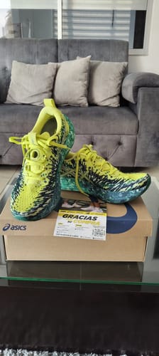 Customer photo review of Asics Noosa Tri 16 Hombre Citron Jasper Green