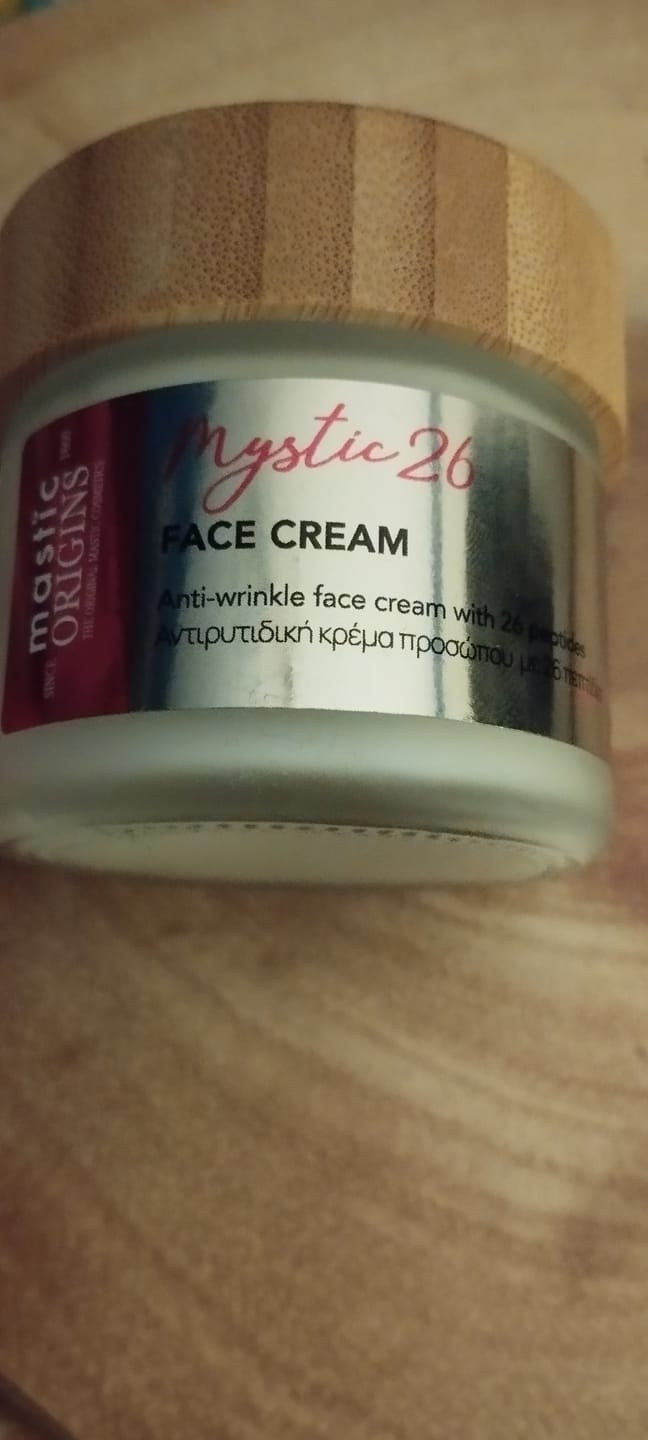 Customer photo review of Mystic 26