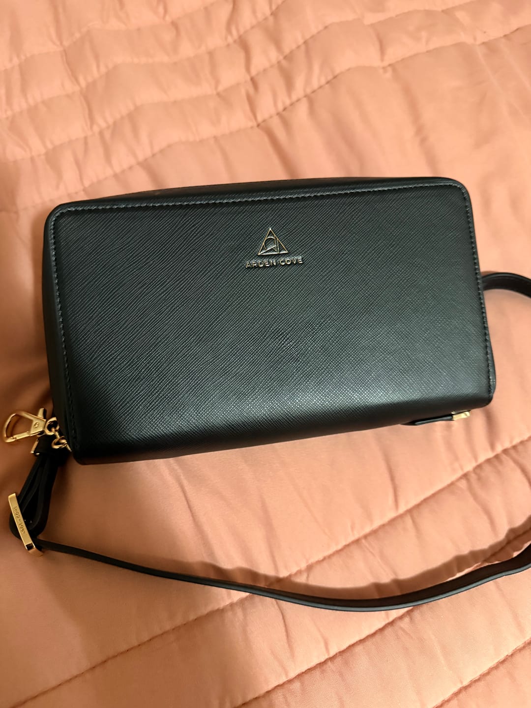 Customer photo review of Grande Marina Convertible Wallet and Belt Bag