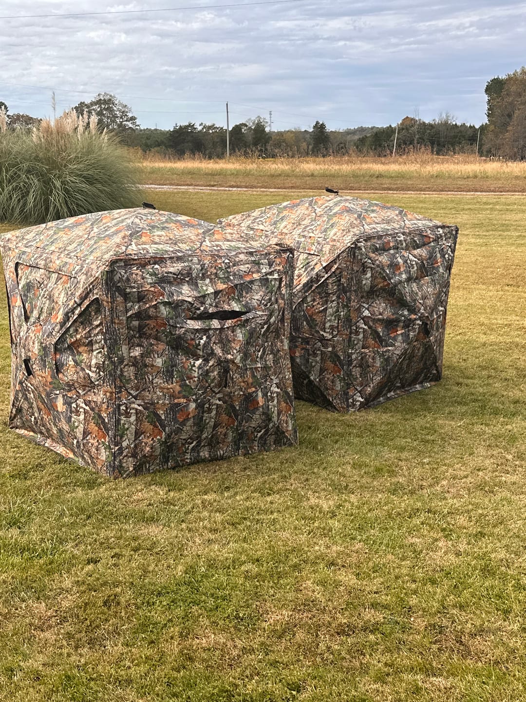 Customer photo review of Vis360 See Through Silent 4 Full Panels Hunting Blind and  Camo Deer Hunting Rangefinder Bundle