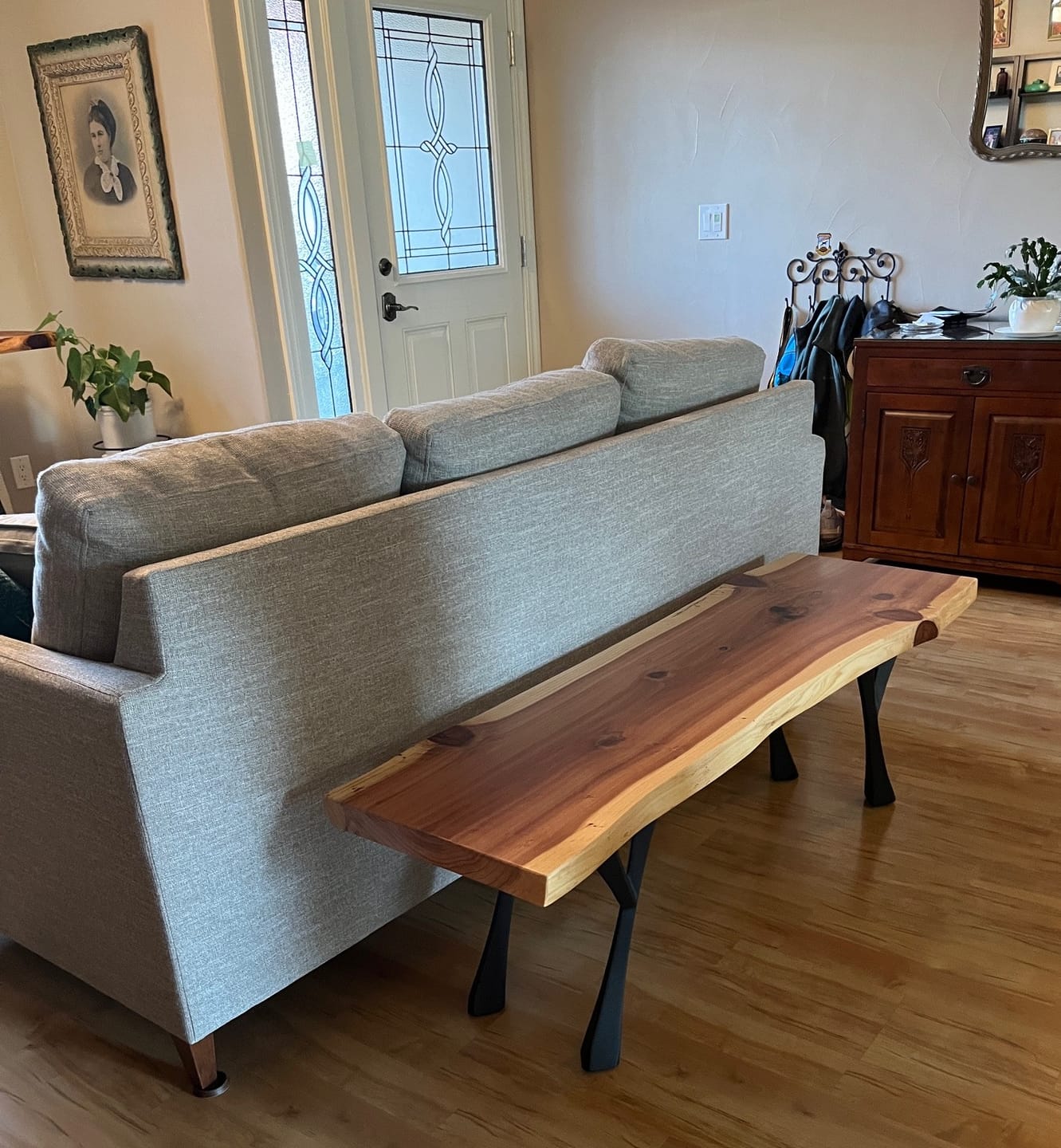 Customer photo review of Bench Legs 115 Yami 16" H Mid-Century Modern Style