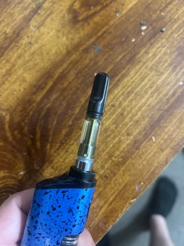 Customer photo review of Zour Apple | 1G Live Resin Cartridge