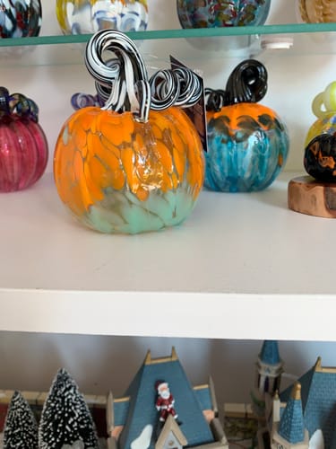 Customer photo review of Urban Legend Mini Pumpkin