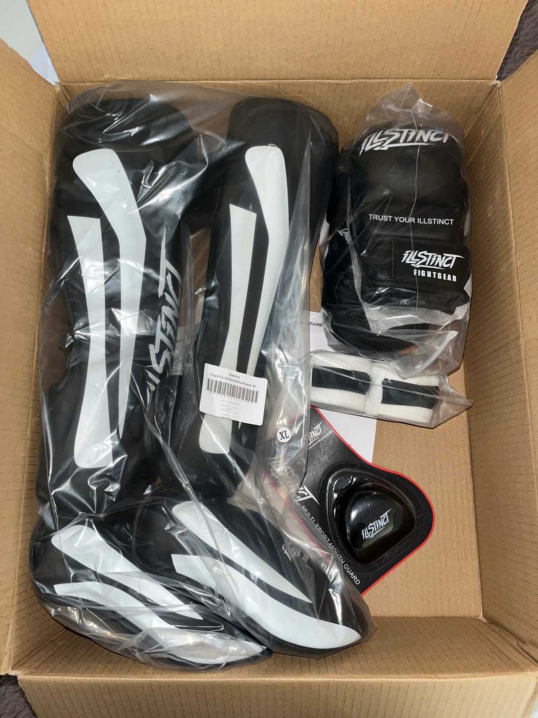 Customer photo review of Skilltech MMA-Sparring Handschuhe