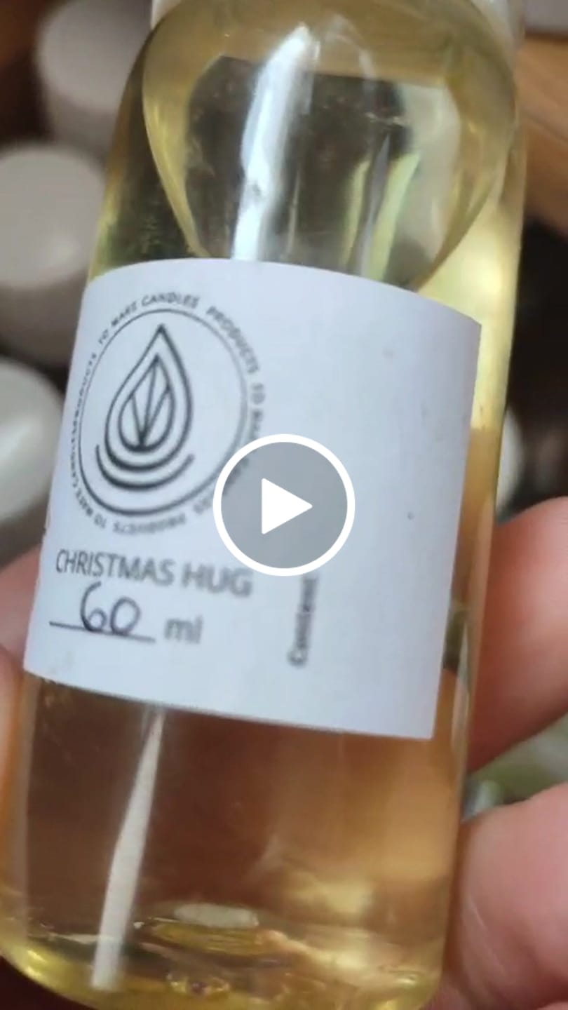 Customer video review of Fragancia CHRISTMAS HUG