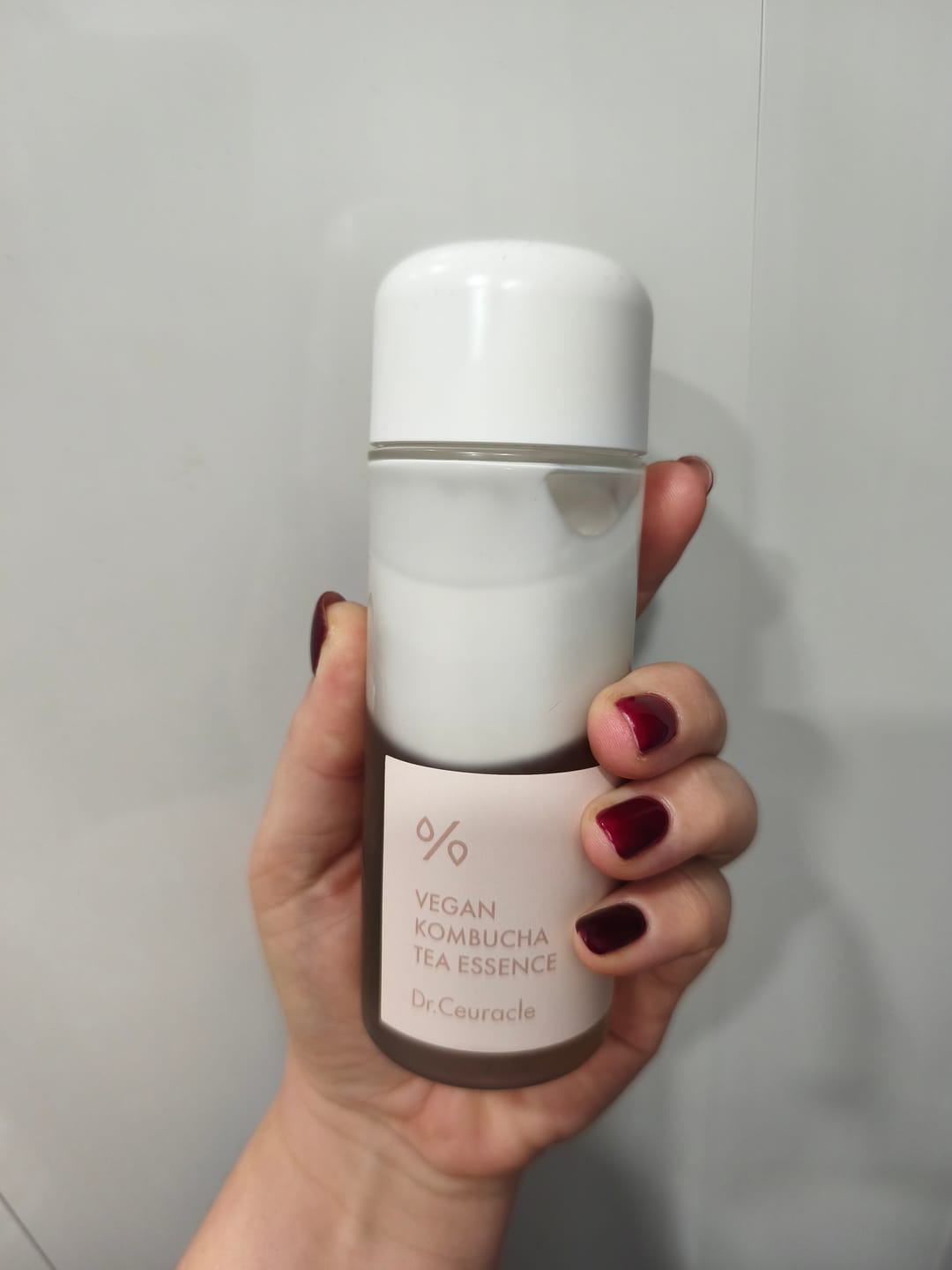 Customer photo review of Divu tekstūru vegāniskā esence ar kombuču Dr.Ceuracle Vegan Kombucha Tea Essence