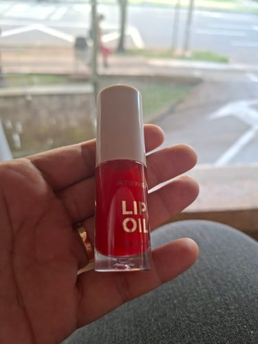 Customer photo review of LIP OIL