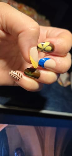 Customer photo review of Wild Child Press On Nails (24PC)