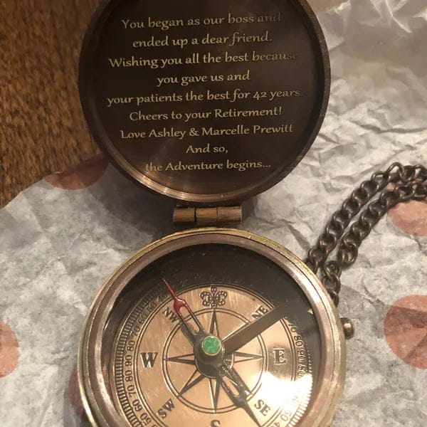 Customer photo review of ANTIQUE STYLE COMPASS CUSTOMIZABLE ENGRAVING PERSONALIZED GIFT WITH CASE