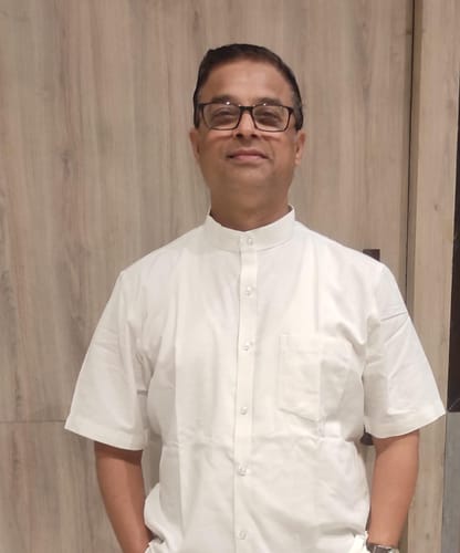 Customer photo review of Magnum - 100% Cotton Chinese Mandarin White Shirt Pack of 2 Combo For Men | Uathayam