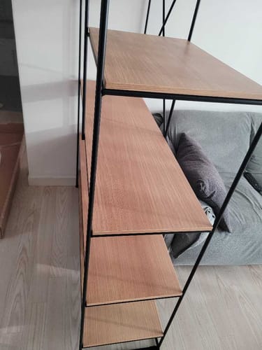 Customer photo with room context