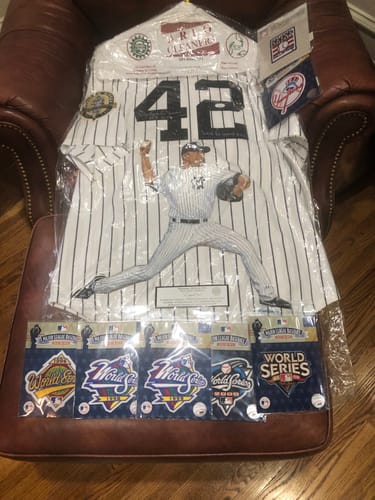 Customer photo review of Derek Jeter Autograph Signing