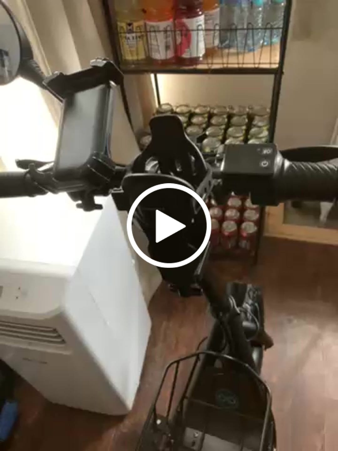 Customer video review of Gyroor 360° Rotation Cup Holder for Electric Bike & Electric Scooter