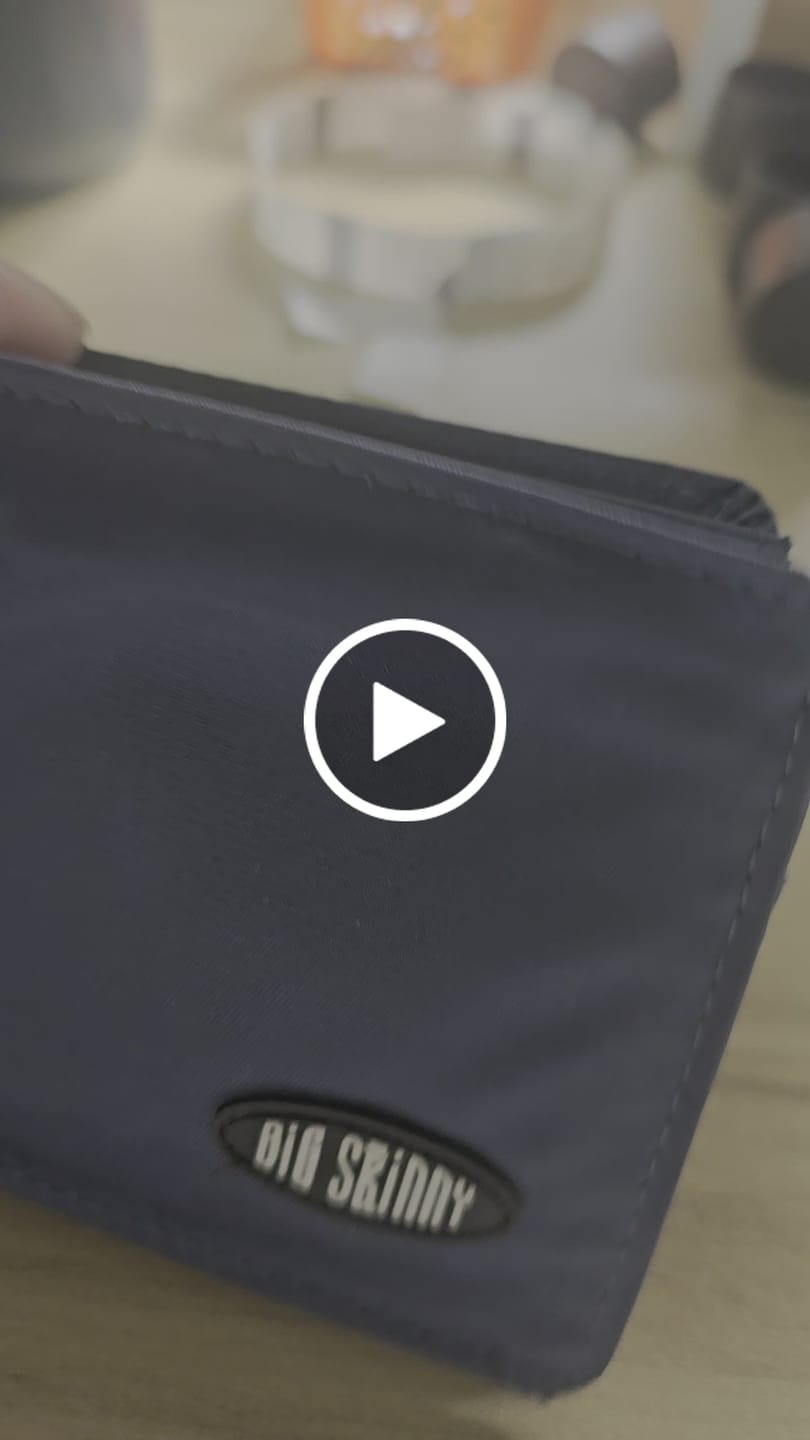 Customer video review of L-shape Navy