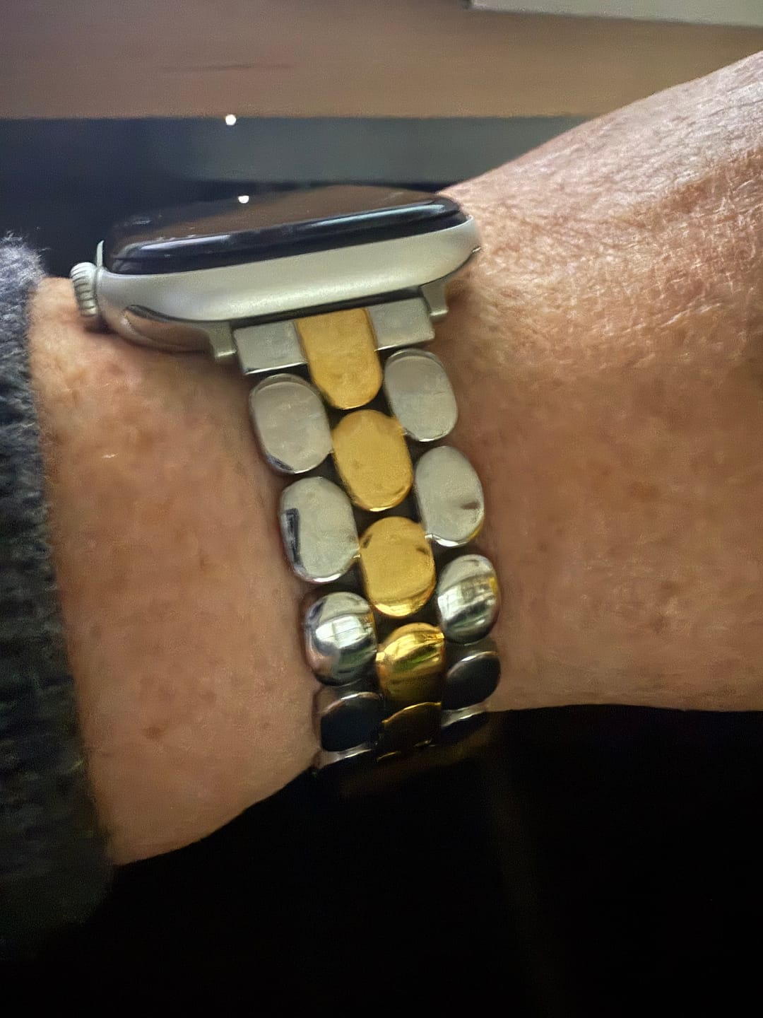 Customer photo review of Perla Ceramic Strap