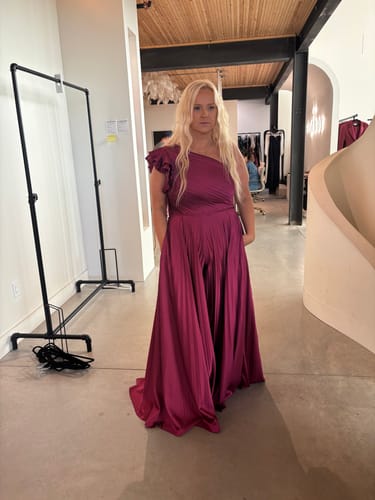 Agnes B. review of Babylon Pleated Jumpsuit by Mac Duggal - RENTAL image 1 out of 1