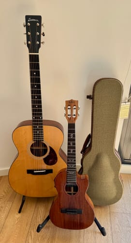 Customer photo review of Kala KA-SAB-T-CE – Limited Edition All Solid Australian Blackwood Tenor Ukulele w/ Cutaway & EQ