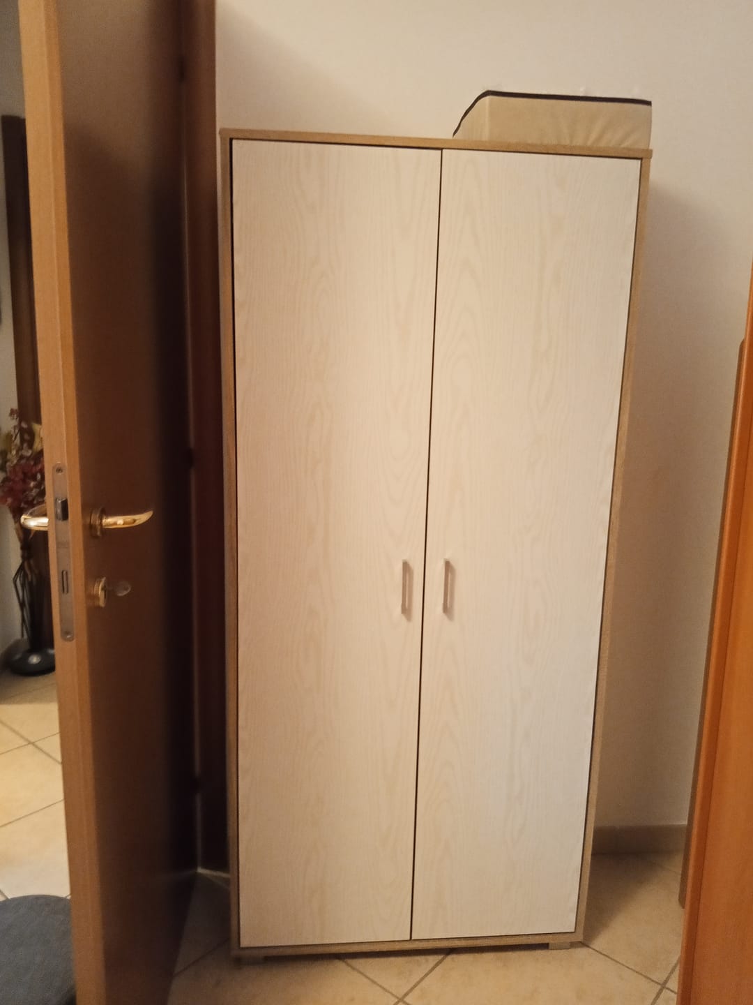 Customer photo review of Mobile Scarpiera Alta Mars4 con 6 Piani in Rovere Nordico e Bianco Alpes o Rovere