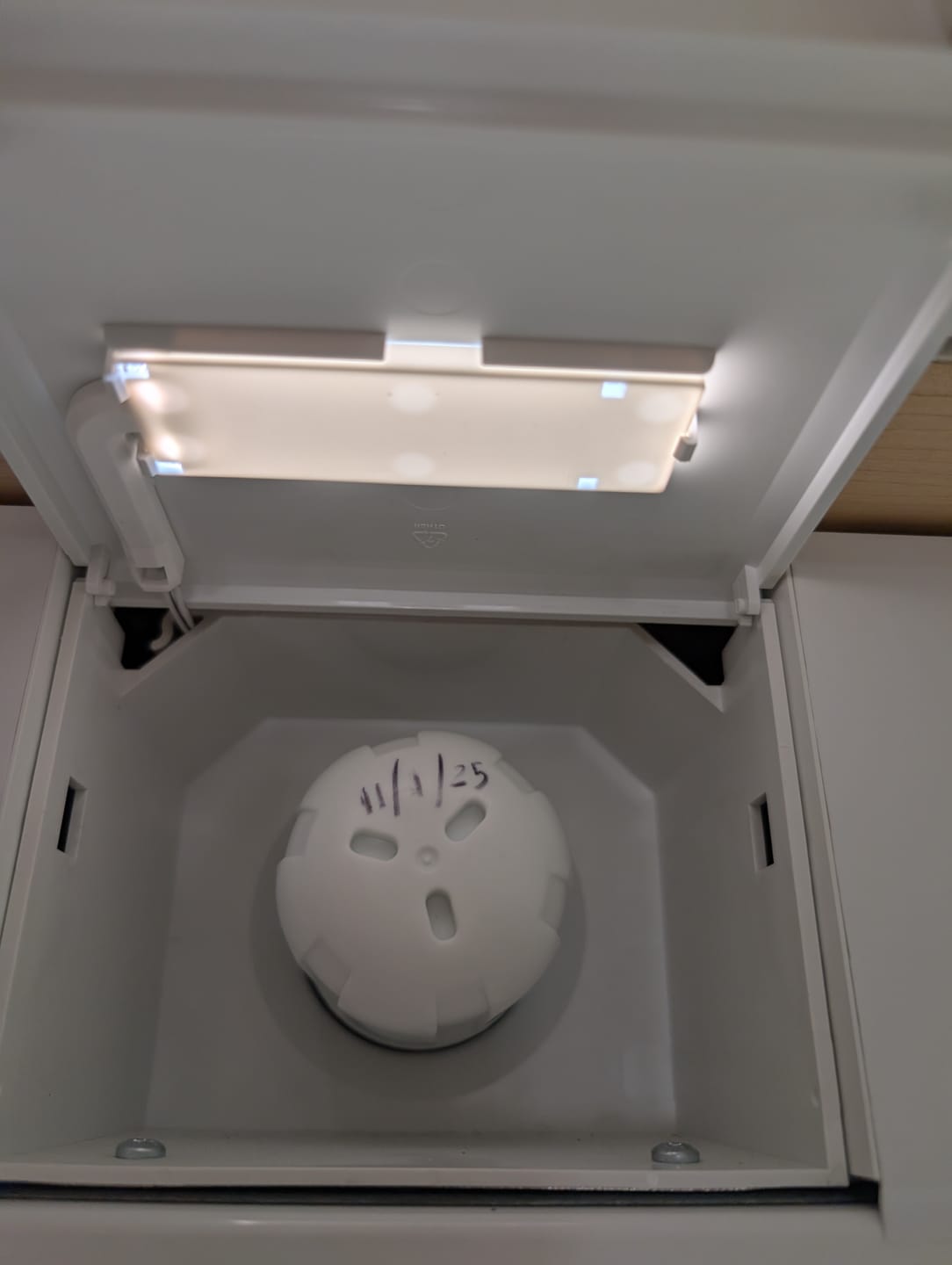 Customer photo review of Sub Zero 4204490 Refrigerator Water Filter