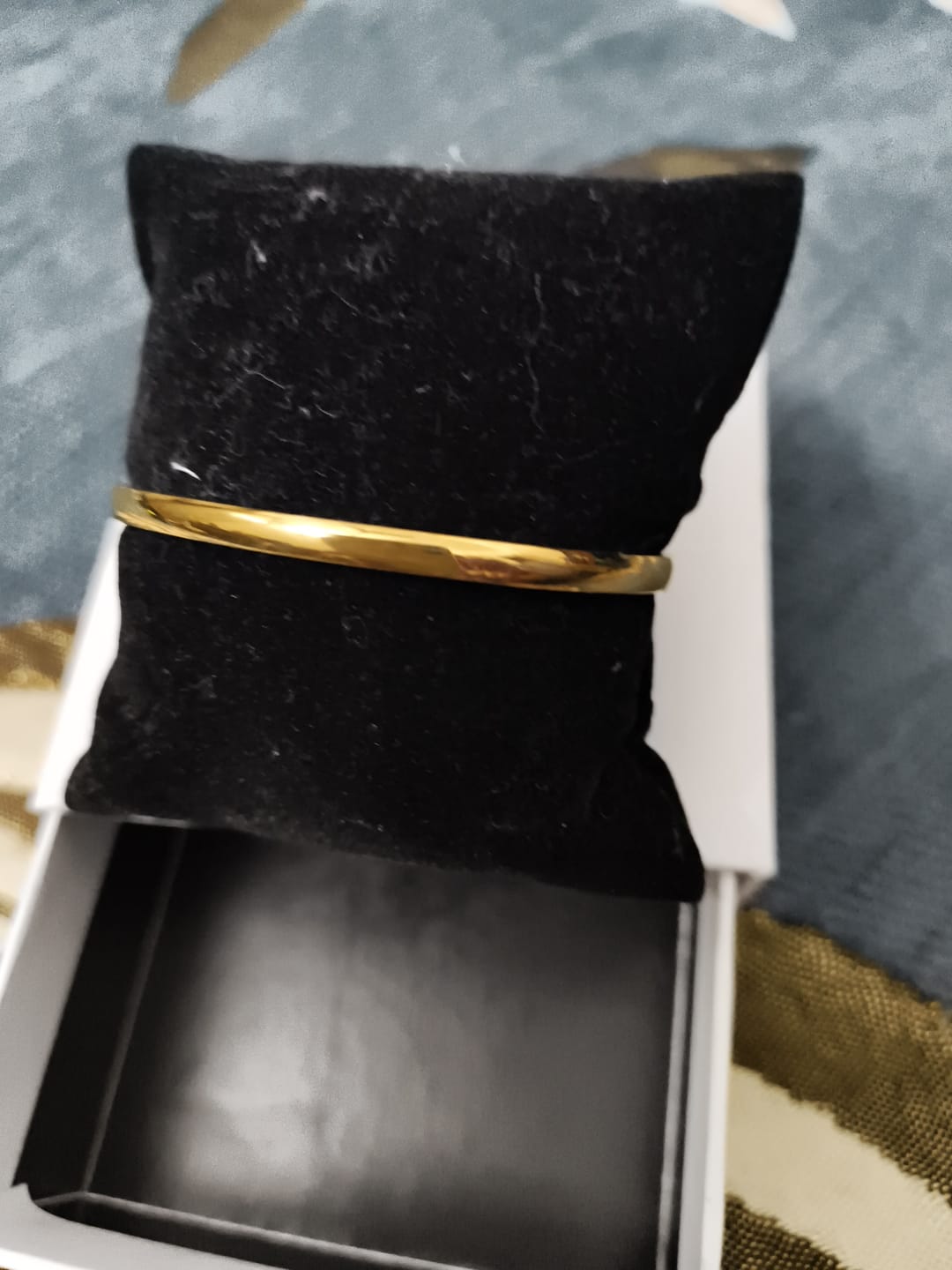 Customer photo review of Plain Gold Bangle Bracelet - 6 mm