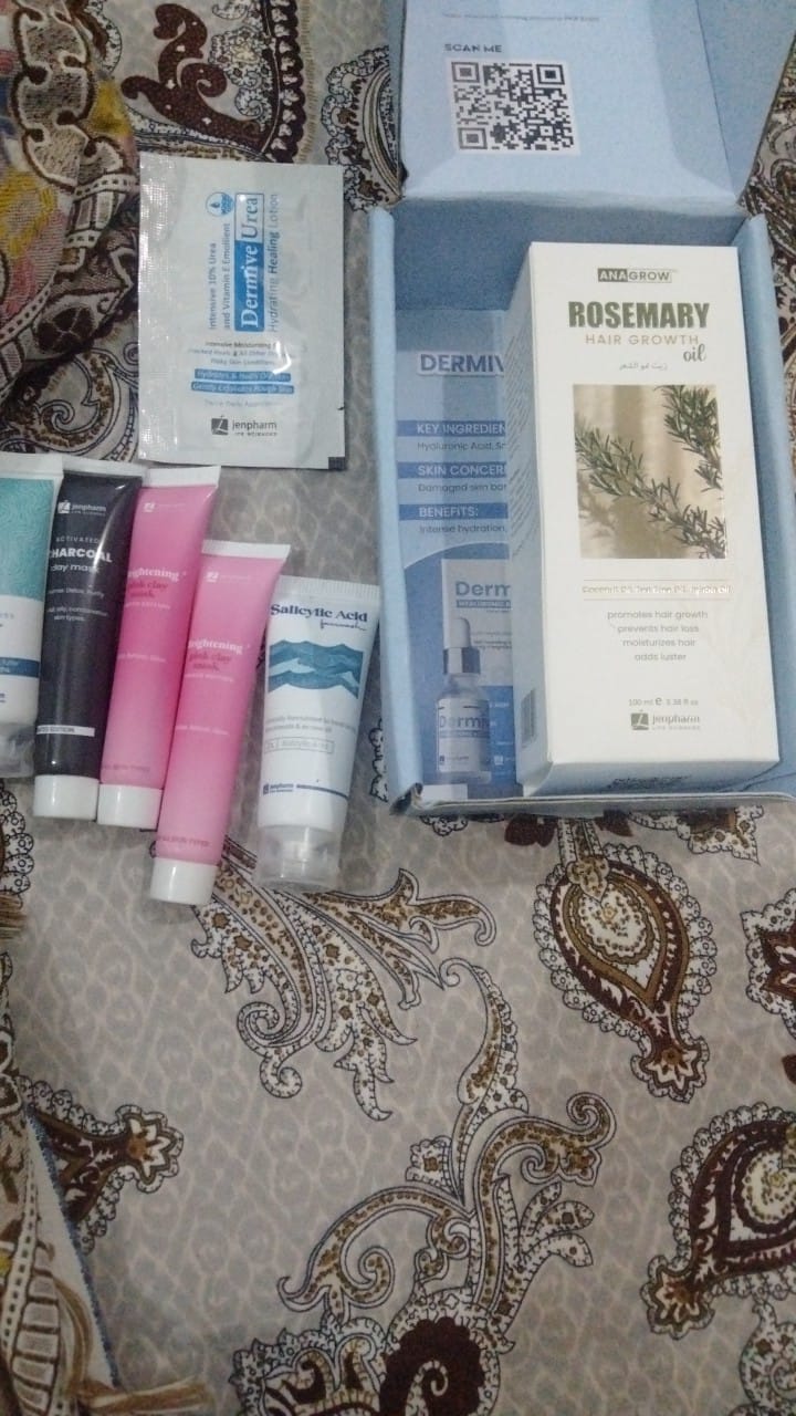 Customer photo review of Anagrow Rosemary Hair Oil