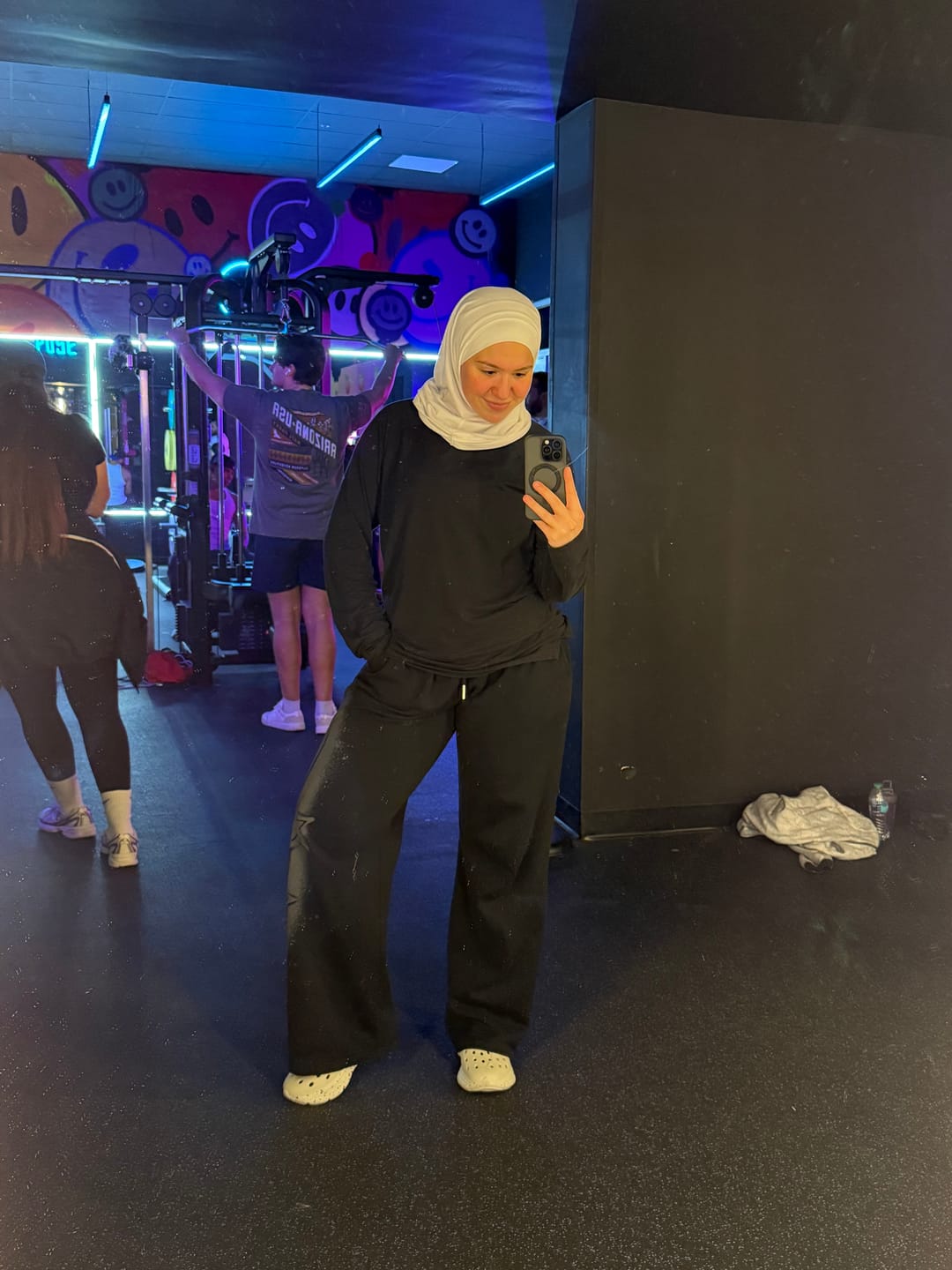Customer photo review of W281 Flashback Joggers