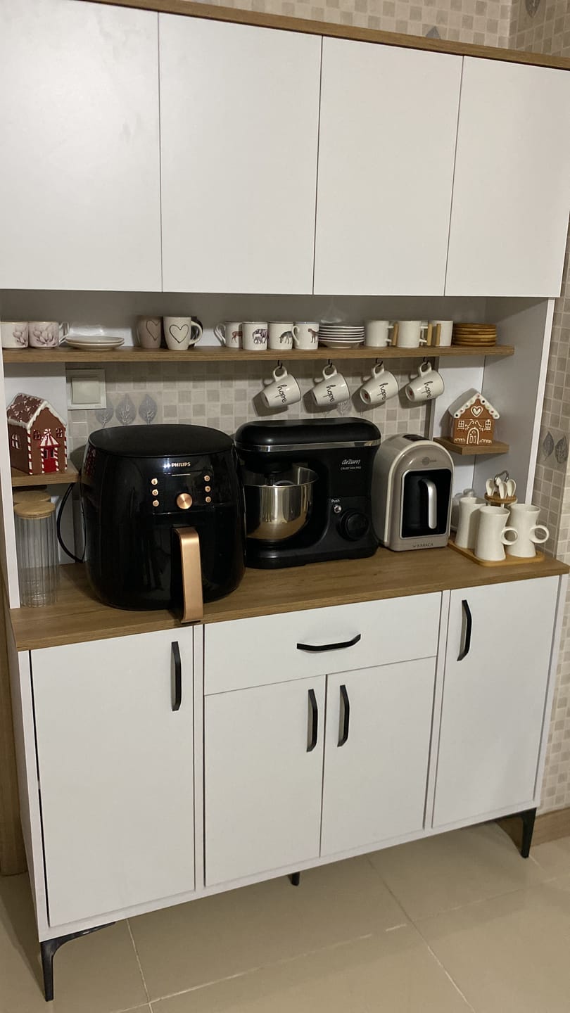Customer photo review of Rani JE177 Çok Amaçlı Dolap 8 Kapaklı Raflı Kiler Mutfak Dolabı Sepet Ceviz - Beyaz
